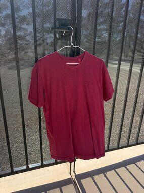Fresh Clean Tees - Crimson Crew (Medium)